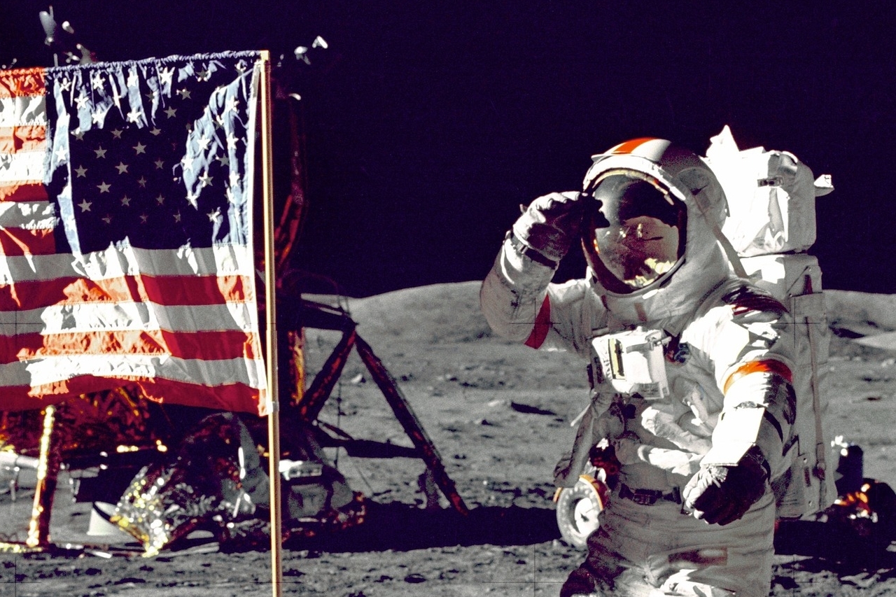 Сколько американцев было в космосе. Стэнли Кубрик Аполлон 11.